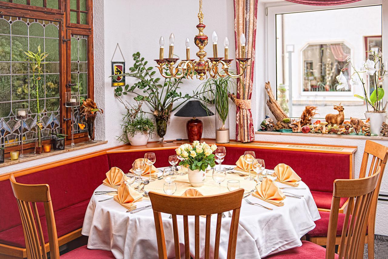 Hotel & Restaurant Zum Hirsch Romhild Экстерьер фото